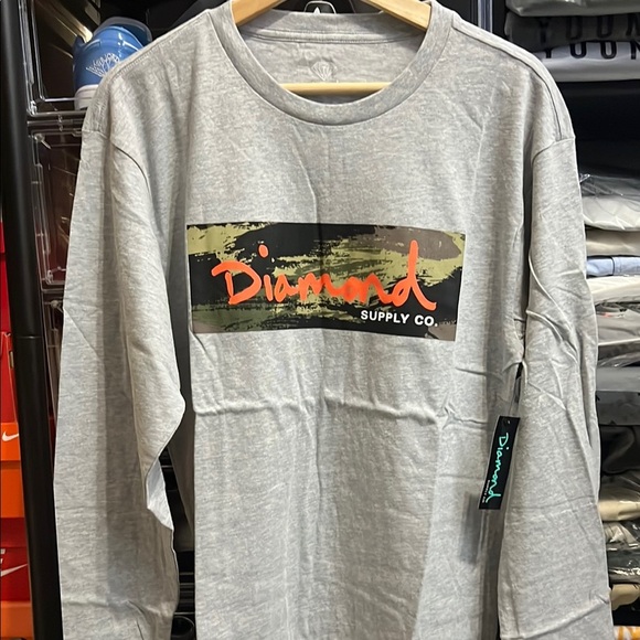 Diamond Supply Co. Other - Diamond Supply Co Gray Long Sleeve Tee with Graphic Design